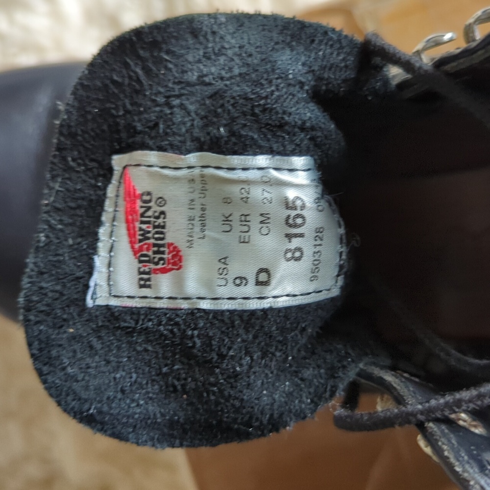 Red Wing 8165 Round Toe Heritage Boots - Picture 10 of 16